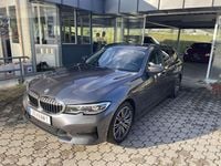 Gebraucht BMW 320 Advantage 190 PS (139 kW) 2019 Grau Kombi