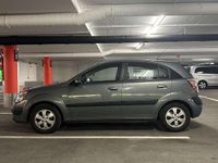 gebraucht Kia Rio CVVT 1,4 Active Pilot