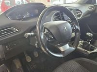 Gebraucht Peugeot 308 SW Active 131 PS (96 kW) 2021 Grau Kombi