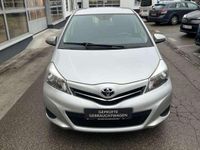 gebraucht Toyota Yaris Yaris 1,0 5 ACTIVE