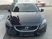 gebraucht Volvo V40 D2 Momentum / Pickerl & Service NEU /