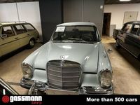 Gebraucht Mercedes 250 131 PS (96 kW) 1966 Blau Limousine