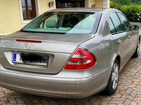 gebraucht Mercedes E220 E220 Avantgarde CDI Sequentronic Avantgarde