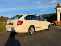 gebraucht Skoda Superb Combi Elegance 2,0 TDI CR DPF