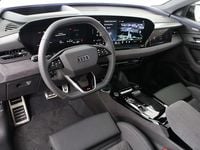 Gebraucht Audi Q6 e-tron Ambiente 284 kW (387 PS) 2025 Mittelgrau  metallicperleffekt SUV