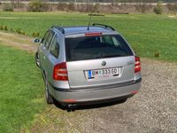 gebraucht Skoda Octavia OctaviaCombi 19 Elegance TDI PD Elegance