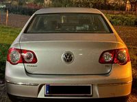 gebraucht VW Passat Comfortline 16