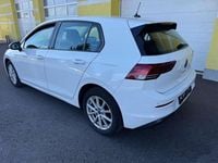 Gebraucht VW Golf VIII Life 116 PS (85 kW) 2021 Weiß Limousine