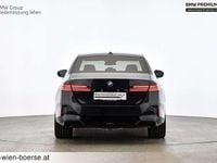 Gebraucht BMW 530e Efficient Dynamics 299 PS (219 kW) 2025 Grau Limousine