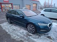 gebraucht Skoda Octavia Combi 2,0 TdI DSG Virtual ACC HUD DCC 18 Alu