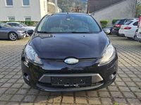 gebraucht Ford Fiesta Titanium 1,6 TDCi DPF