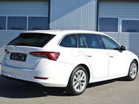 gebraucht Skoda Octavia Kombi 2,0 TDI Premium * virt. CP // HUD // KAMERA