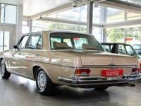 Gebraucht Mercedes 300 250 PS (183 kW) 1969 Beige Limousine