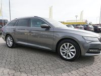 Gebraucht Skoda Superb Style 150 PS (110 kW) 2022 Grau Kombi