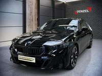 Gebraucht BMW 550e Comfort Edition 313 PS (230 kW) 2025 Saphirschwarz metall Limousine