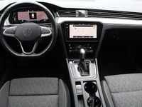 Gebraucht VW Passat Business 122 PS (89 kW) 2023 Rot Kombi