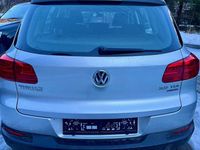 Gebraucht VW Tiguan Trendline 140 PS (102 kW) 2012 Silber SUV