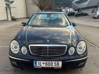 Gebraucht Mercedes E200 Avantgarde 163 PS (119 kW) 2003 Blau Limousine