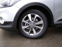 Gebraucht Hyundai i20 Active 101 PS (74 kW) 2020 Silber Limousine