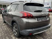 gebraucht Peugeot 2008 1,2 PureTech 110 S&S Allure