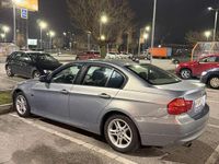 Gebraucht BMW 320 150 PS (110 kW) 2005 Limousine