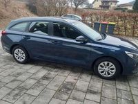 Gebraucht Hyundai i30 Edition 99 PS (72 kW) 2018 Blau Kombi