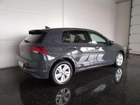 gebraucht VW Golf VIII LIFE 20 TDI DSG *SPORTSITZE / LED NAVI ...