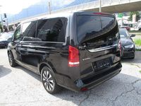 Gebraucht Mercedes V220 Edition 163 PS (119 kW) 2023 Schwarz Van / Kleinbus