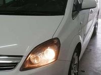 Gebraucht Opel Zafira Edition+ 110 PS (80 kW) 2011 Weiß Van / Kleinbus