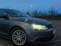 Gebraucht VW Jetta Trendline 105 PS (77 kW) 2011 Limousine