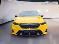 Gebraucht BMW M5 Basis 585 PS (430 kW) 2025 Gelb Kombi
