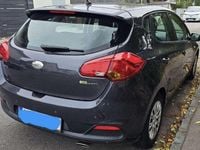 Gebraucht Kia Ceed Style 101 PS (74 kW) 2012 Kleinwagen