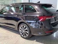 gebraucht Skoda Octavia Combi 2,0 TDI 4x4 Style DSG