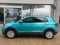 Gebraucht VW T-Cross Life 95 PS (69 kW) 2023 Mittelblau  metallicperleffekt SUV