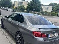 Gebraucht BMW 525 204 PS (150 kW) 2011 Grau Kombi