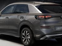 gebraucht VW T-Roc LIFE 1.5 eTSI 116PS DSG (AUTOMATIK), SCHWARZ-METALLIC, ANHÄNGERKUPPLUNG, WINTER-PAKET, PRIVACY, 16" Alu, ACC, Climatronic, Rückfahrkamera, Parksensoren vorne/hinten, Radio 12,9" + Wireless App-Connect, Toter-Winkel-Warner, M-Lederlenkrad,