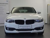 Gebraucht BMW 320 Advantage 190 PS (139 kW) 2019 Weiß Limousine