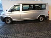 Gebraucht VW Transporter 150 PS (110 kW) 2024 Silber Van