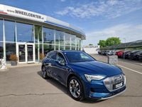 Gebraucht Audi e-tron Advanced Plus 300 kW (408 PS) 2019 Blau SUV