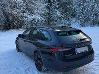 gebraucht Skoda Octavia Combi 2,0 TDI 4x4 Style DSG