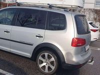 Gebraucht VW Touran 140 PS (102 kW) 2011 Silber Van / Kleinbus