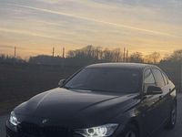 Gebraucht BMW 318 Luxury Line 143 PS (105 kW) 2014 Schwarz Limousine