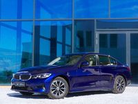 gebraucht BMW 320 d xDrive Aut. *Schiebedach*