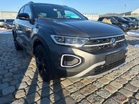 gebraucht VW T-Roc Style 1,5 TSI 150 PS DSAg AHK-IQ Light-Navi-ACC-Kamera-19 "Alu-IQ Drive-Sofort