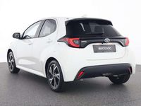 Gebraucht Toyota Yaris Hybrid Active 116 PS (85 kW) 2025 Pure white  weiß Limousine