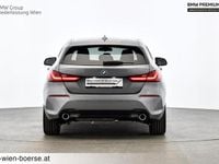 Gebraucht BMW 118 Shadowline 150 PS (110 kW) 2024 Grau Kleinwagen