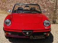 Gebraucht Alfa Romeo Spider 126 PS (92 kW) 1990 Rot Cabrio