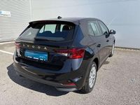 Neu Skoda Fabia Essence 80 PS (58 kW) 2025 Schwarz  metallicperleffektno Limousine
