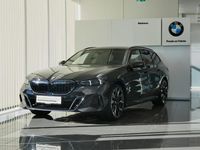 Gebraucht BMW 540 Comfort Edition 286 PS (210 kW) 2025 Grau Kombi