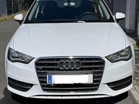 Gebraucht Audi A3 110 PS (80 kW) 2015 Weiß Kleinwagen